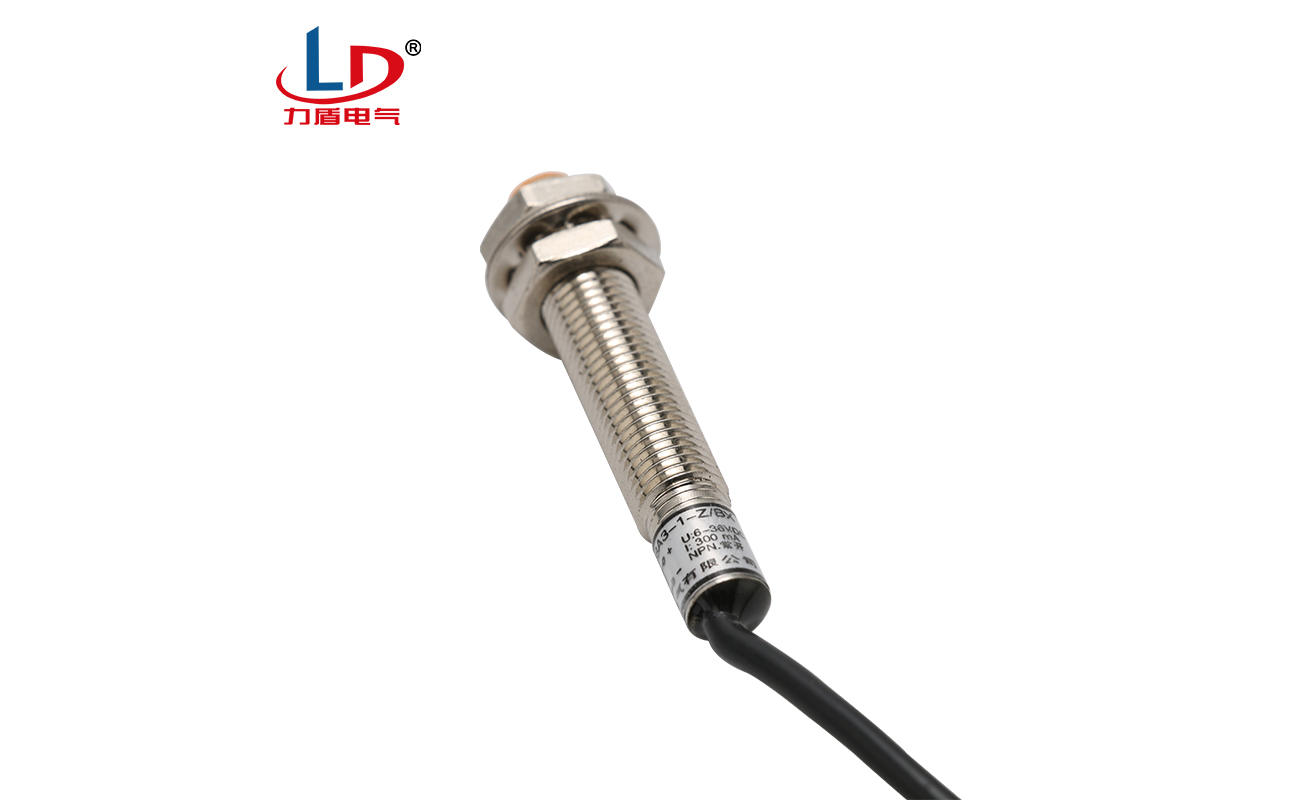 LJ8A3-1-Z/BX 电感式接近开关