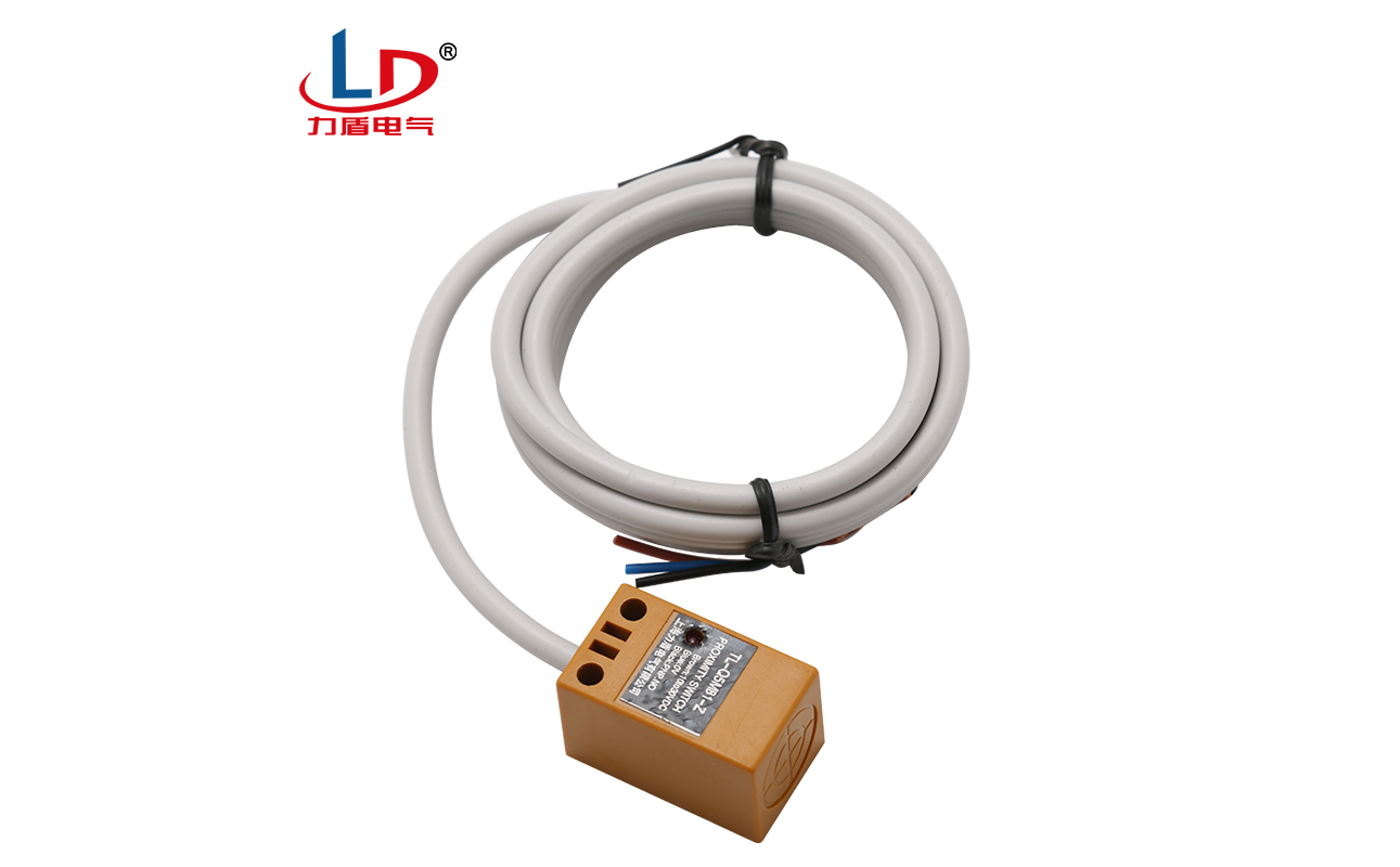 TL-Q5MB1-Z 接近开关