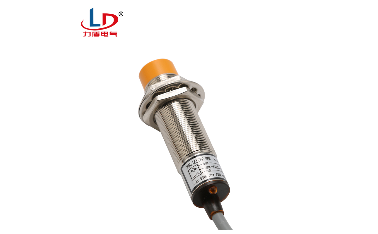 LJ18A3-8-Z/BY 接近开关