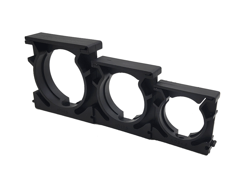 Plastic cable fixing clip