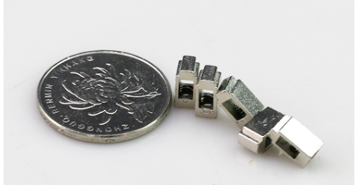 UK端子锌合金件正视图